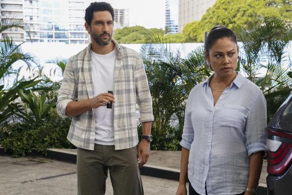 Bild 1 von 15: Jesse Boone (Noah Mills, l.); Jane Tennant (Vanessa Lachey, r.)