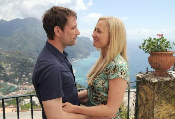 Bild 1 von 20: Marcello (Heikko Deutschmann, l.) kann und will Regina (Janine Kunze, r.) nicht mehr gehen lassen.