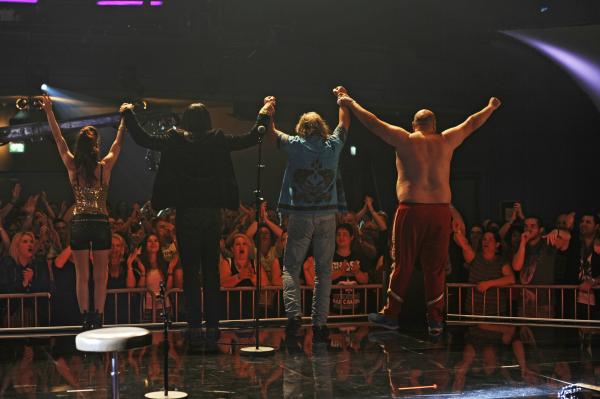 Bild 1 von 10: (v.l.n.r.) Jessi (Josefine Preuß); Sammy (Bülent Ceylan); Wolle (Paul Faßnacht); Mahmut (Özgür Karadeniz)
