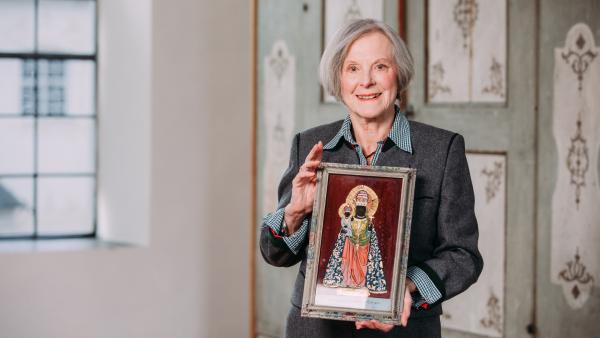 Bild 1 von 6: Dieses Bild einer Schwarzen Madonna stammt von dem Hinterglasmaler Heinrich Rambold.