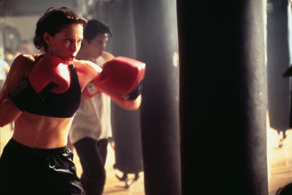 Bild 1 von 8: Die Ärztin Kate McTiernan (Ashley Judd) kann mit viel Glück dem unbekannten Mörder entkommen ...