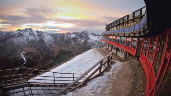 Bild 1 von 4: Bei einem Aufenthalt im Glacier Hotel Grawand ist der Sauerstoffgehalt deutlich geringer als auf Meereshöhe.