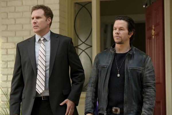 Bild 1 von 3: Left to right: Will Ferrell plays Brad and Mark Wahlberg plays Dusty in Daddy?s Home from Paramount Pictures and Red Granite Pictures