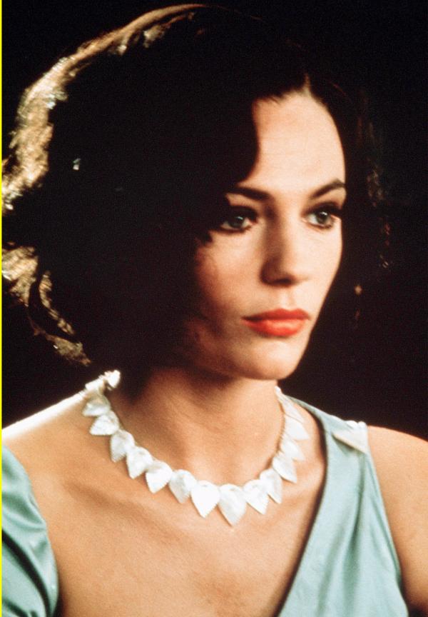 Bild 1 von 3: Zu den vornehmen Reisenden im Orient-Express gehört auch eine schöne Gräfin (Jacqueline Bisset).