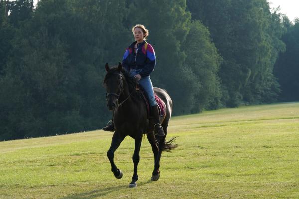 Bild 1 von 14: Sarah (Lorna zu Solms)