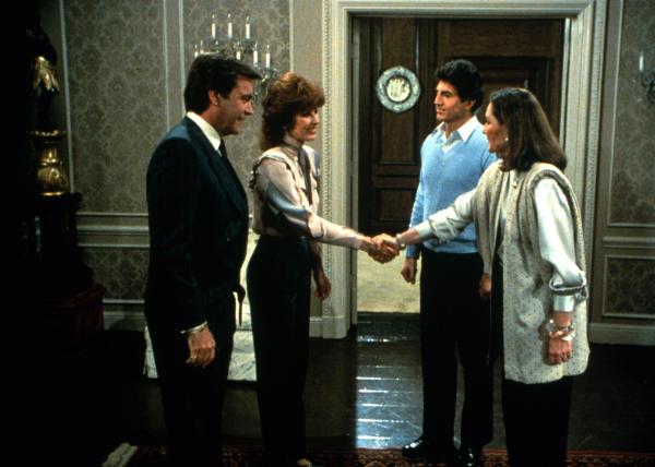 Bild 1 von 11: (v.l.n.r.) Jonathan Hart (Robert Wagner); Jennifer Hart (Stefanie Powers); Mike Dodson (Don Galloway); Gail Dodson (Jeanne Lange)
