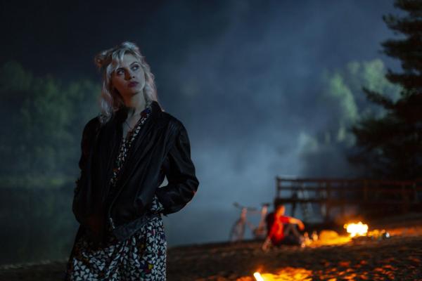 Bild 1 von 5: Ester (Maja Johanna Englander)