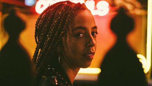 Bild 1 von 12: Im Bild: Hayley Law (Allie Tucker).