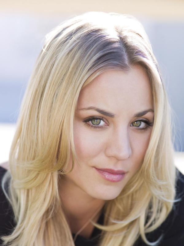 Bild 1 von 20: (2. Staffel) - Bringt neuen Schwung in das Leben der Freunde: (Penny (Kaley Cuoco) ...