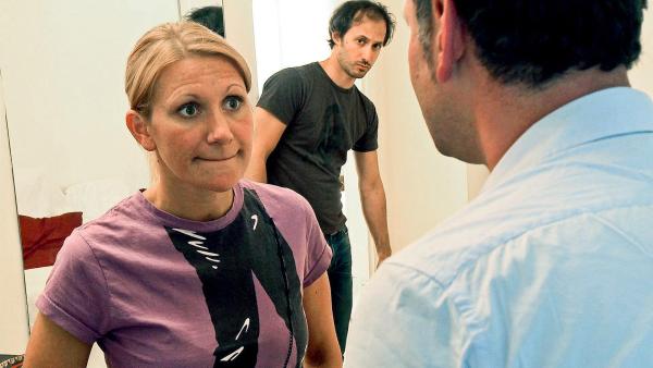 Bild 1 von 14: Im Bild: Angelika Niedetzky (Maia), Michael Ostrowski (Manu).