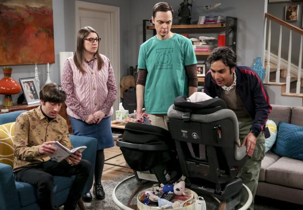 Bild 1 von 28: (v.l.n.r.) Howard Wolowitz (Simon Helberg); Amy Farrah Fowler (Mayim Bialik); Sheldon Cooper (Jim Parsons); Rajesh Koothrappali (Kunal Nayyar)