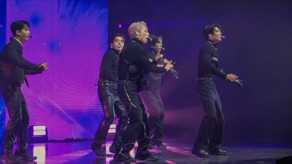 Bild 1 von 8: Die Boyband VANNER zählt heute zu den Stars im K-Pop.