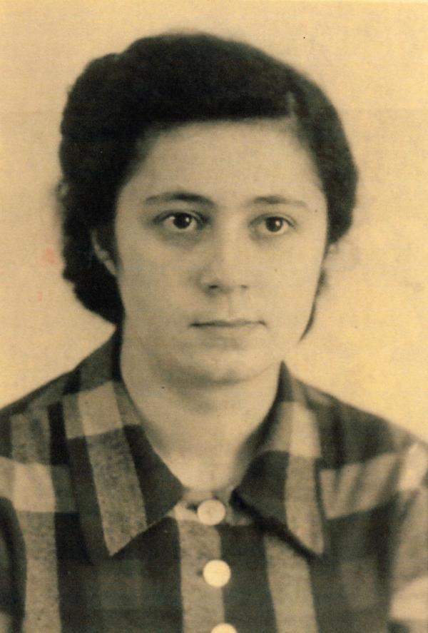 Bild 1 von 1: Erna de Vries folgte ihrer Mutter ins Vernichtungslager Auschwitz. Erna überlebte mehrere Lager und einen Todesmarsch.