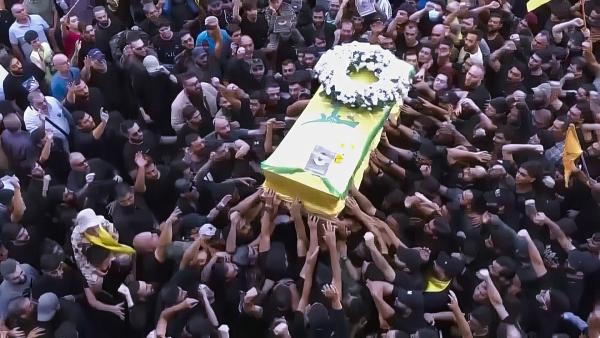 Bild 1 von 5: Bei einer Pager-Attacke durch den israelischen Geheimdienst kommen zahlreiche Mitglieder der Terrororganisation Hisbollah sowie Zivilisten ums Leben.