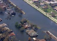 Hurrikan Katrina: Wettlauf gegen die Zeit