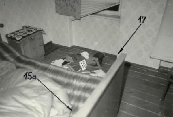 Bild 1 von 6: In diesem Schlafzimmer wurde die junge Frau ermordet.