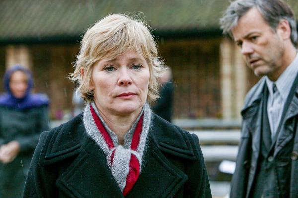 Bild 1 von 7: Im Bild: Clare Holman (Dr. Laura Hobson), Rupert Graves (Alec Pickman).