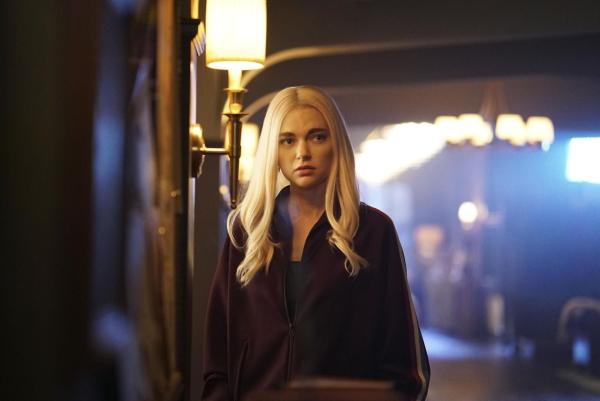 Bild 1 von 10: Lizzie Saltzman (Jenny Boyd)