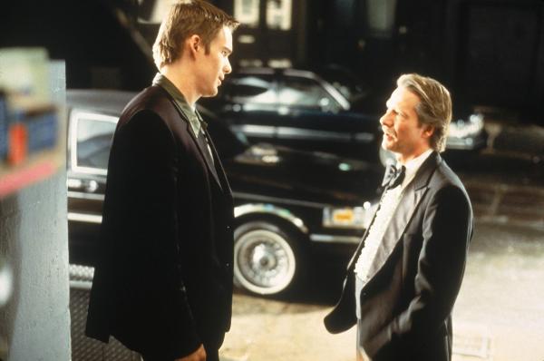 Bild 1 von 15: Finnegan Bell (Ethan Hawke, l.) hat ein sehr gutes Verhältnis zu seinem Onkel Joe (Chris Cooper, r.), bei dem er aufgewachsen ist ...