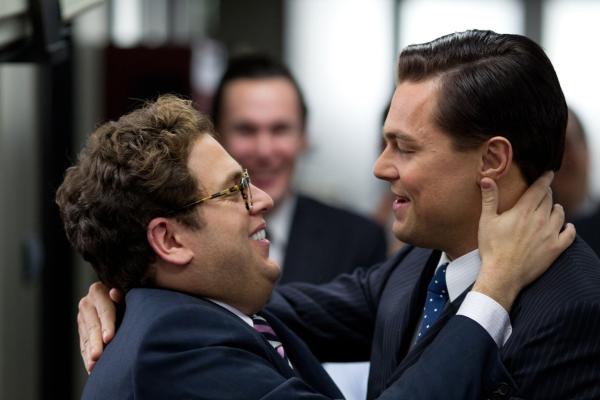 Bild 1 von 9: Left to right: Jonah Hill plays Danny and Leonardo DiCaprio plays Jordan Belfort in THE WOLF OF WALL STREET, from Paramount Pictures and Red Granite Pictures.
