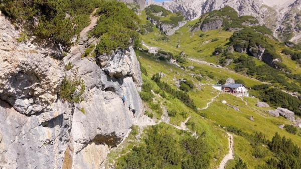 Bild 1 von 6: Im Bild: Klettersteig bei der Muttekopfhütte in den Lechtaler Alpen.