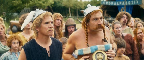 Bild 1 von 8: Asterix (Guillaume Canet, l.); Obelix (Gilles Lellouche, r.)