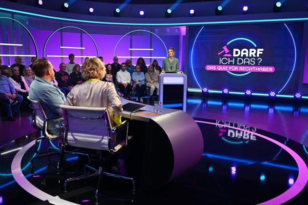 Bild 1 von 4: Laura Karasek