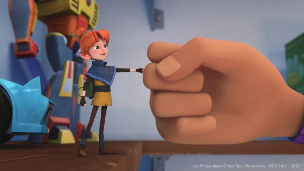 Bild 1 von 3: Arrietty und ihr großer Freund Tom sind ein gutes Team.