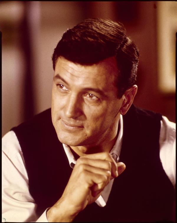 Bild 1 von 3: Dr. Bartholomew Snow (Rock Hudson)