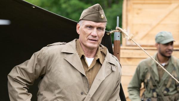 Bild 1 von 1: Major Chase Anderson (Dolph Lundgren)