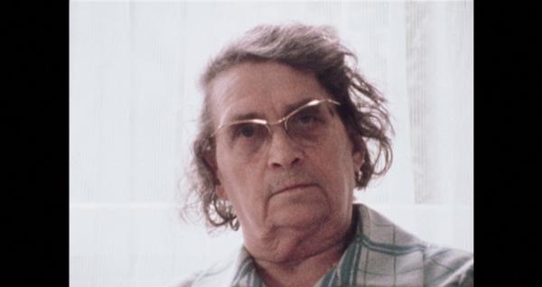 Bild 1 von 4: Louise, ehemalige Lehrerin.