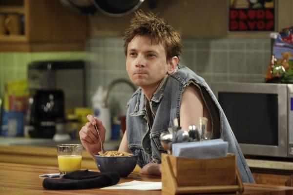 Bild 1 von 27: Noch ahnt Toby (D.J. Qualls) nicht, dass er drogensüchtig ist und einen verlogenen Cousin besitzt ...