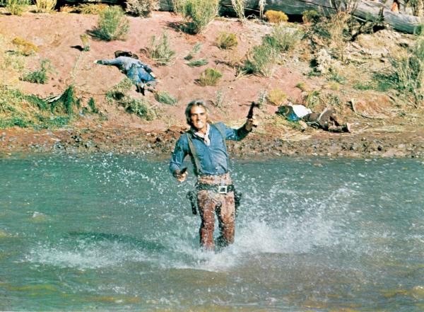 Bild 1 von 4: Blue (Terence Stamp)