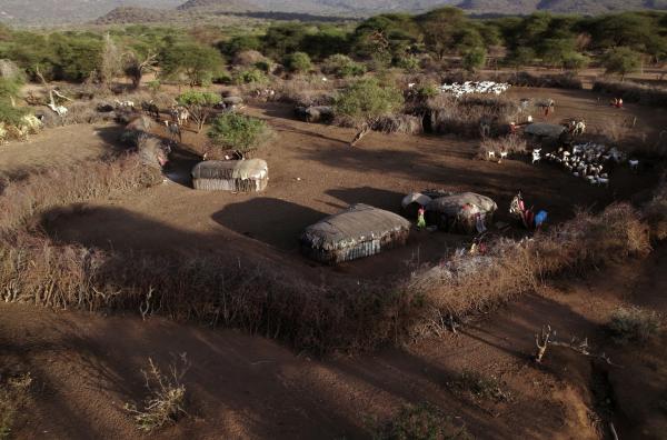 Bild 1 von 4: Das Dorf Manyatta Samburu ist von extremer Dürre betroffen.