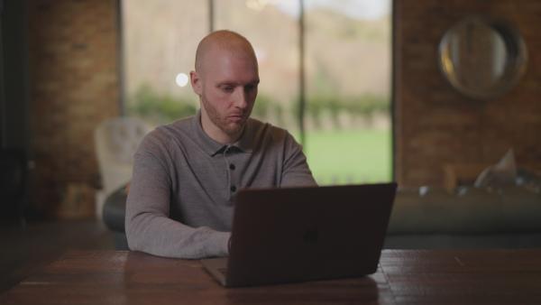 Bild 1 von 3: 
