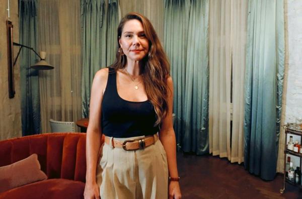 Bild 1 von 3: Erika Lust, Pionierin des feministischen Erotikfilms, setzt in ihren Filmen auf sexpositive Erzählungen ? und glaubt an das gesellschaftliche Potenzial von Pornografie.