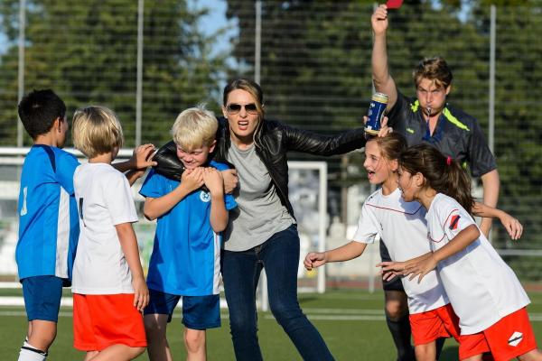 Bild 1 von 22: (4. Staffel) - In \