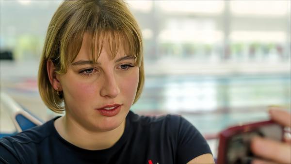 Bild 1 von 12: Schwimmweltmeistern Angelina Köhler hat mit Hassnachrichten zu kämpfen.