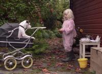 Mara besucht ihre Oma
