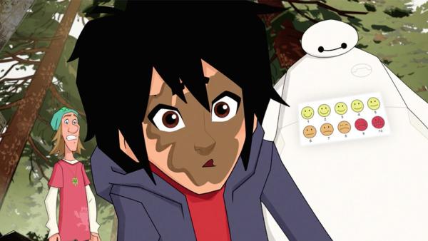 Bild 1 von 1: Hiro, Fred und Baymax folgen Go Go, die sich ganz geheimnisvoll gibt, in den mysteriösen Muirahara-Wald, wo sie sich verlaufen und obendrein seltsamerweise jede Elektronik versagt, inklusive Baymax.