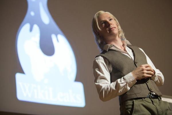 Bild 1 von 4: Julian Assange (Benedict Cumberbatch)