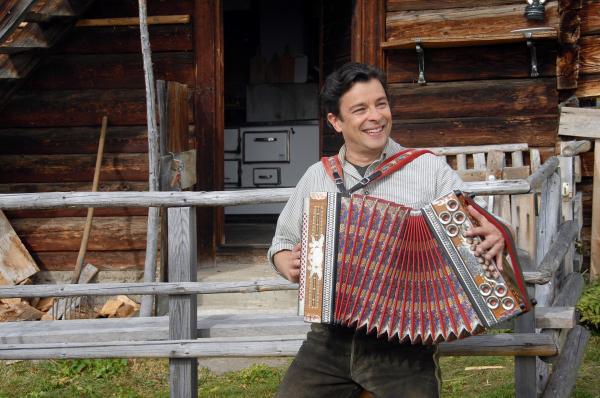 Bild 1 von 15: Im Bild: Max (Fritz Hammel).