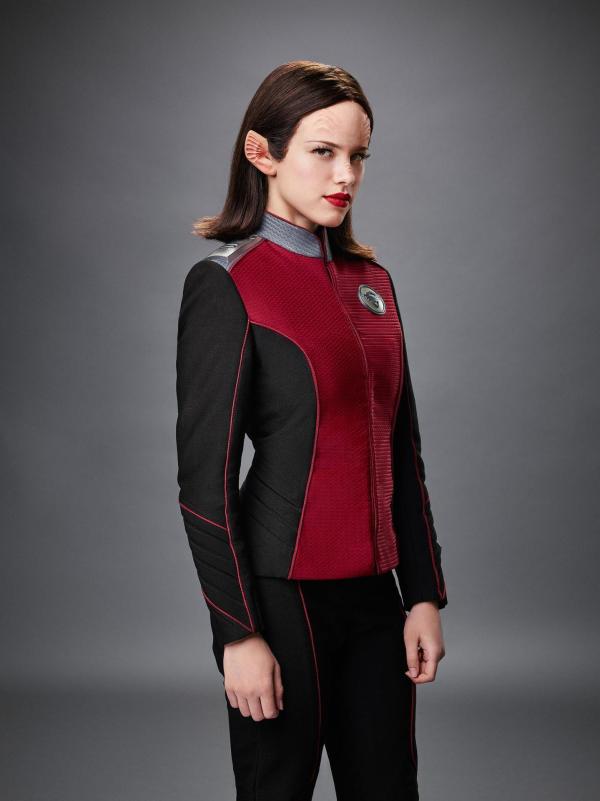 Bild 1 von 29: Im Bild: Halston Sage (Alara Kitan).