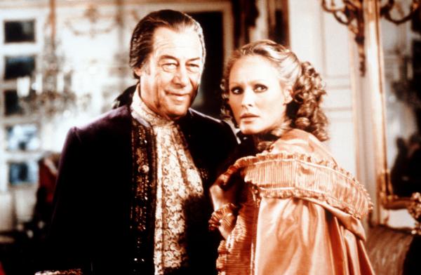 Bild 1 von 3: Rex Harrison, Ursula Andress als La Valliere.