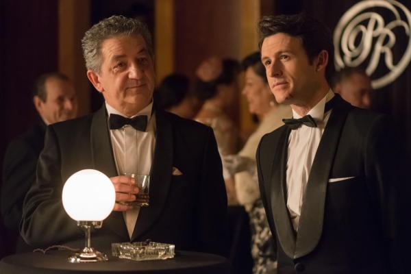 Bild 1 von 6: Enzo Cafiero (Frank Crudele, l.); Enrique Otegui (Diego Martín, r.)