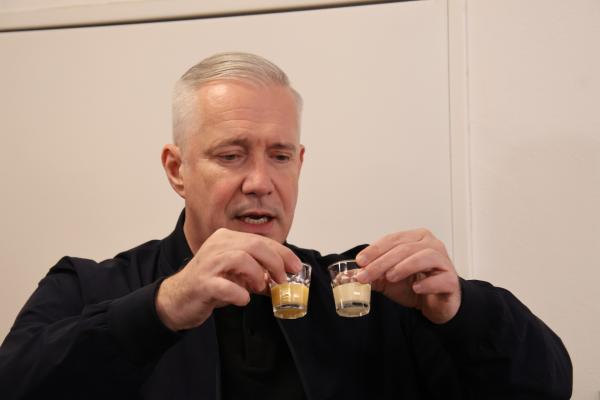 Bild 1 von 2: .