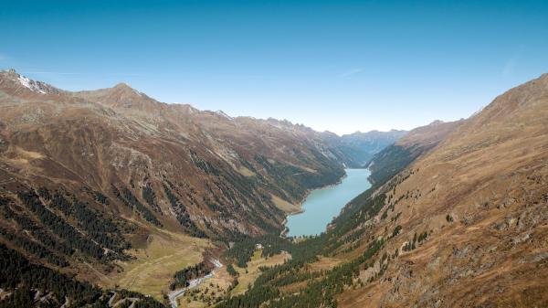 Bild 1 von 10: Im Bild: Stausee.