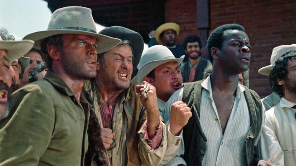 Bild 1 von 4: Cat Stevens (Terence Hill, li.), Cacopoulos (Eli Wallach) und Thomas (Brock Peters, re.)
