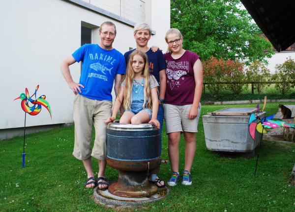 Bild 1 von 2: SRF bi de Lüt  Familiensache Ferienzeit  Folge 1