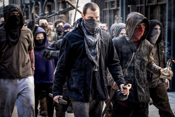 Bild 1 von 8: Will Tillman (Jamie Dornan, Mitte)